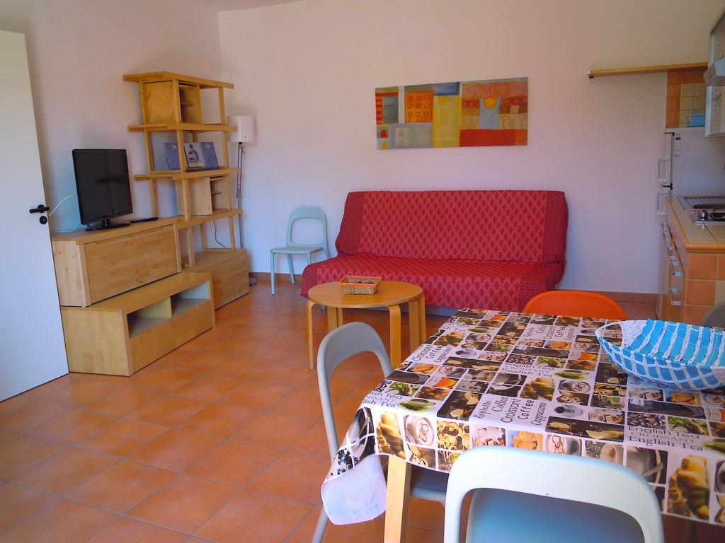 Residence Favonio Фавиняна Екстериор снимка