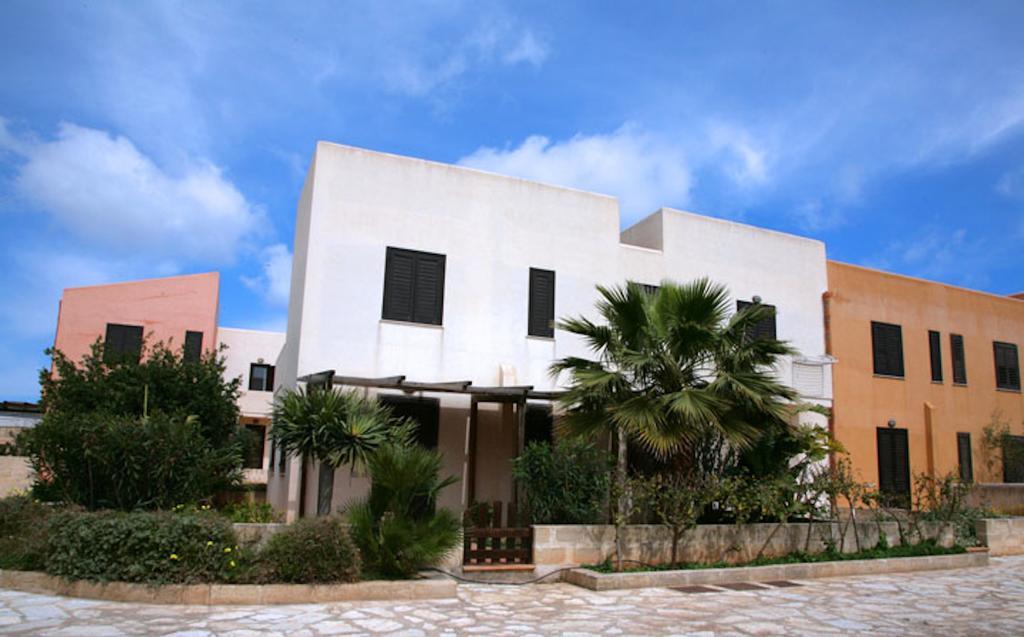 Residence Favonio Фавиняна Екстериор снимка