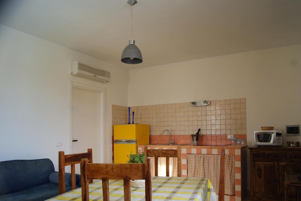 Residence Favonio Фавиняна Екстериор снимка